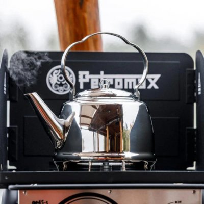 Kan också värmas på gasspisar, induktionshäll och vanliga spisar