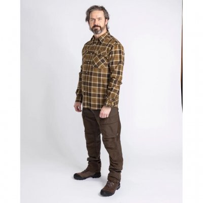 Klassisk flanellskjorta från svenska Pinewood.