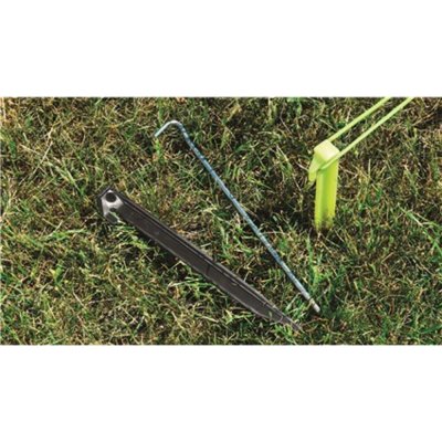 Färgmarkerade tältpinnar ger en enkel montering.