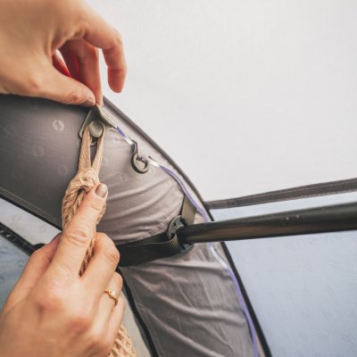 Kompatibel med Outwell Hooktrack system