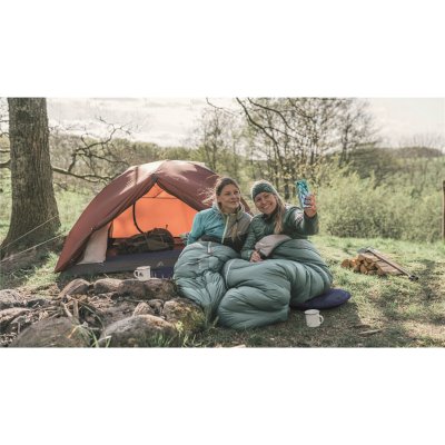 Kupoltält för vandring, kajak, kanot eller andra friluftaktiviteter.