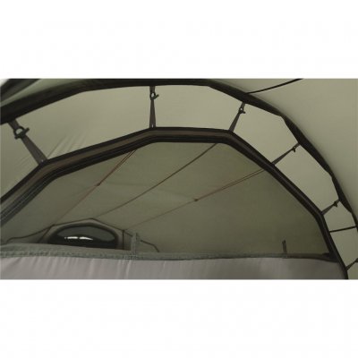 Innertältets dörr har avtagbart myggnät på den övre delen