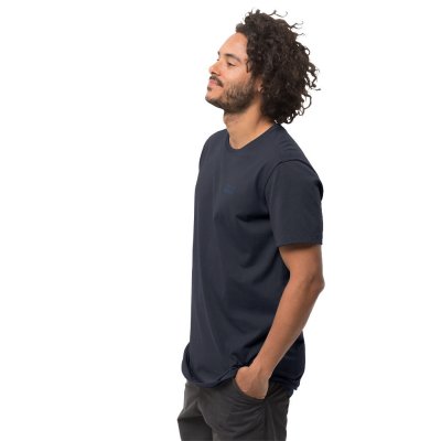 Jack Wolfskin Essential T passar både vardag och vandring.