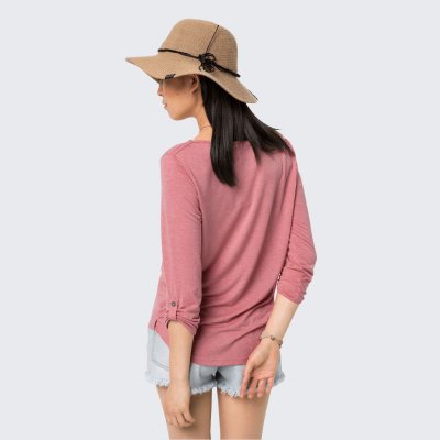 T-shirten bakifrån.