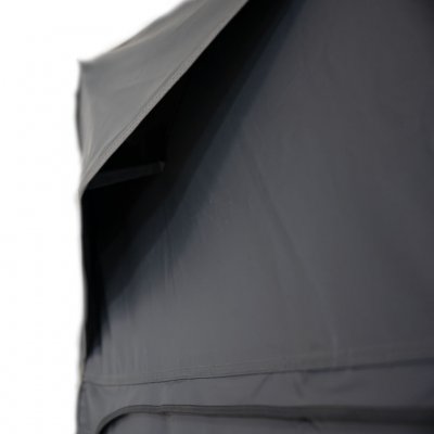 Bra ventilation för att minska kondens i förtältet.