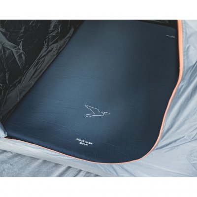 Easy Camp Skylark Double har ett mjukt tyg för en bättre känsla.