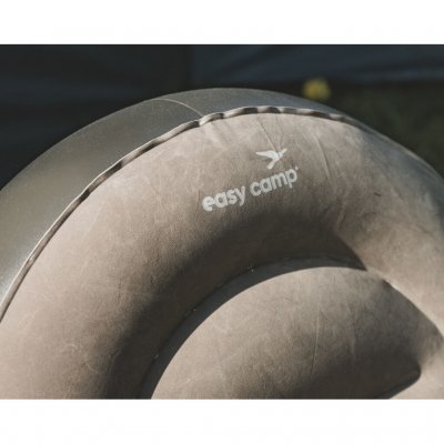 Uppblåsbart lounge-set med flockad PVC-yta och sittyta i mjuk velour som ger en mjuk känsla mot huden.