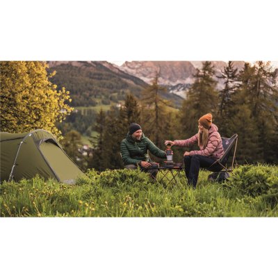 Lättviktsstol för tältcamping med hög sitthöjd.