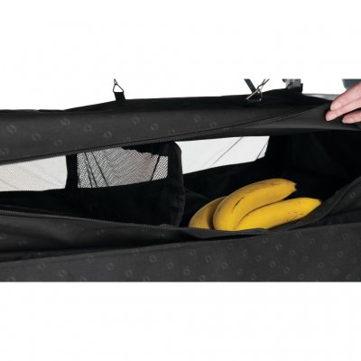 Insektsnät för dörren med dragkedja håller maten fräsch.