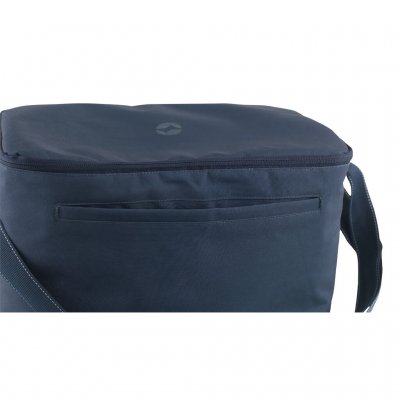 Platt framficka för mindre tillbehörigheter