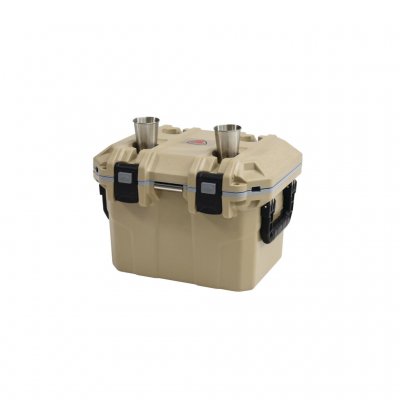 Fyra mugghållare på locket