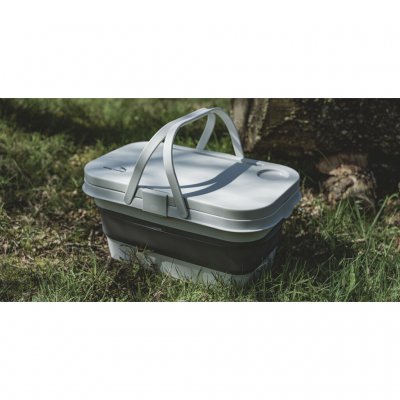 Praktisk picknickkorg för härliga stunder utomhus.