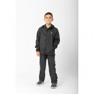 Tejpade sömmar och vindtät konstruktion förbättrar skyddet mot väder och vind ytterligare.