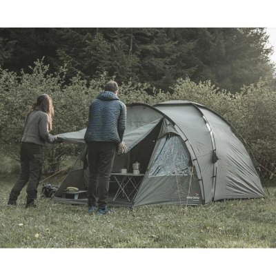 Prisvärt tält för både campingplatsen och mitt i naturen.