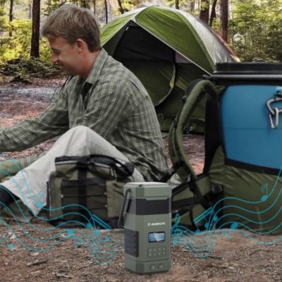 Perfekt radio för camping och friluftsliv.