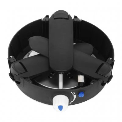 Fäll in benen för transport och förvaring av campinggrillen.