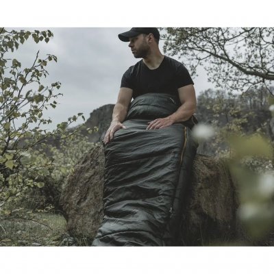 Sovsäcken passar från vår till höst.