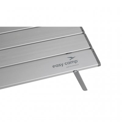 Bordet är gjort i aluminium.