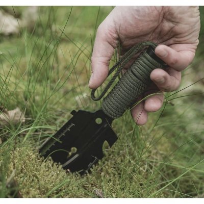 Handspaden är mångsidig och idealisk för vandring, camping eller vid nödsituationer.