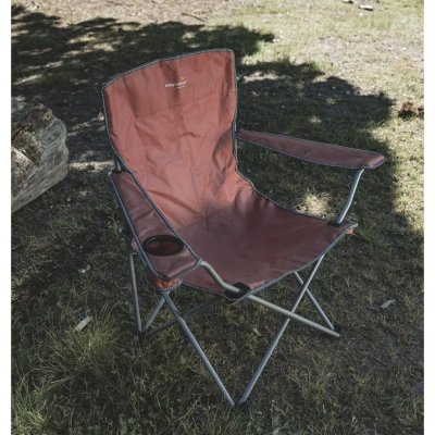 Slitstark och hopfällbar stol perfekt för camping, stranden eller trädgården.