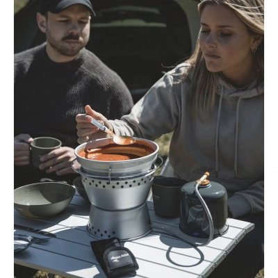 Säker och effektiv matlagning utomhus, även om det blåser.