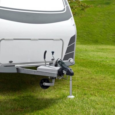 Det är viktigt att detta tryck är korrekt för att säkerställa stabilitet och säkerhet när man kör med husvagn eller släp.