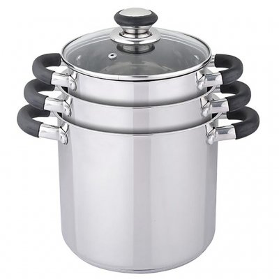 Smidigt kastrullset som tar liten plats i packningen.