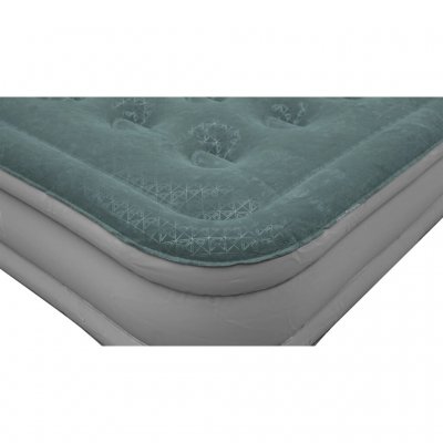 High and stable edges make the air mattress comfortable to sleep on.