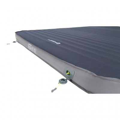 Dubbla ventiler ger en snabb påfyllning av Outwell Highway Campervan 114.