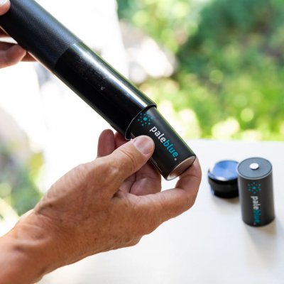 Perfekt för ficklampor och annan campingutrustning.