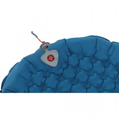 Liggunderlaget har Robens Peak Valve-ventil med backventilfunktion som ger perfekt luftflöde.