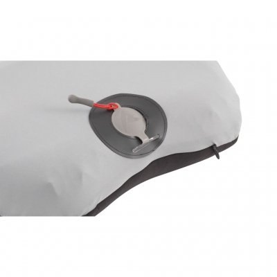 Robens Peak Valve-ventil med backventilfunktion som ger perfekt luftflöde.