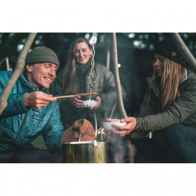 Gryta på 4 liter i rostfritt stål från Robens - perfekt för att laga mat över öppen eld