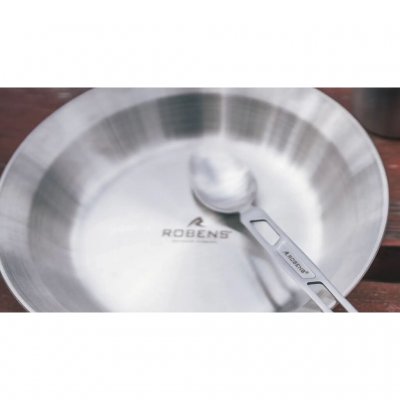 Bestick gjorda i robust rostfritt stål.