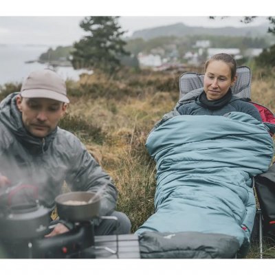Robens Spire I är en sovsäck som passar för turer under huvuddelen av vandringssäsongen.