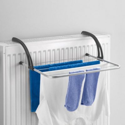 Torkställningen går även fästa på element.