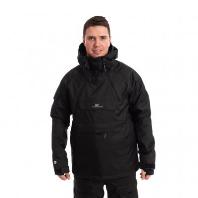 Vinterjacka Tybble i uppdaterad anorakmodell från svenska 2117.